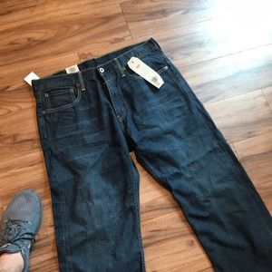 Levi Jean size W33 L30
